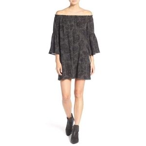 Hinge Off Shoulder Bell Sleeves Dress Size M